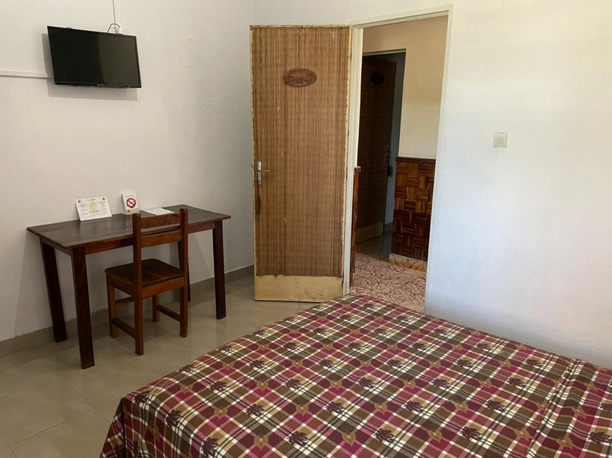 Hotel Ndaary Khassoum Sarl Ziguinchor Kültér fotó